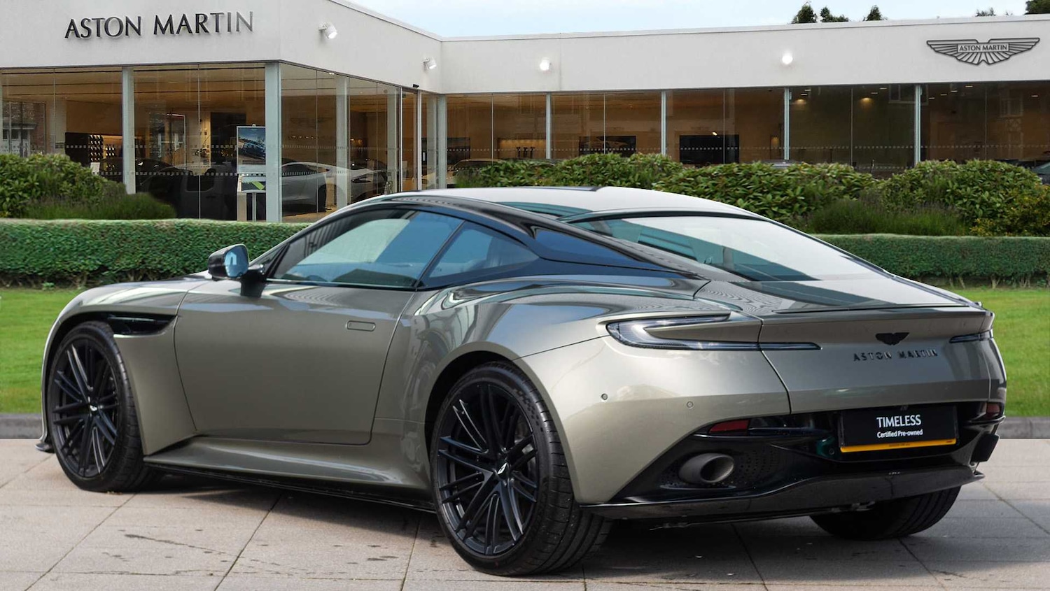 Used Aston Martin V8 2024 for sale - 78161339: Photo 2