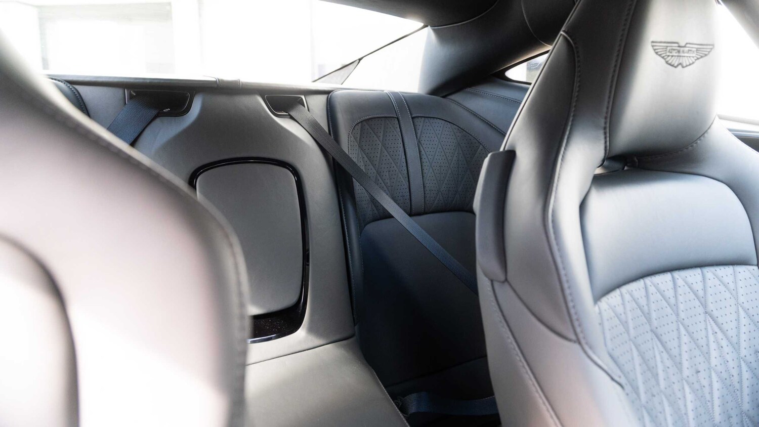 Used Aston Martin V8 2024 for sale - 78161339: Photo 34