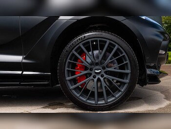 Used Aston Martin DBX 2023 for sale - 78760970: Photo