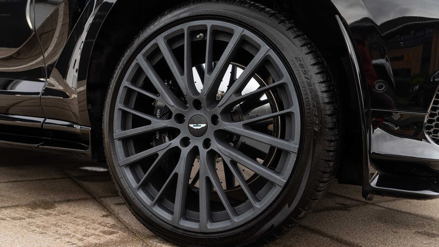 Used Aston Martin DBX 2024 for sale - 77458696: Photo 4