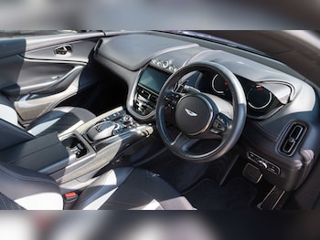 Used Aston Martin DBX 2024 for sale - 79183575: Photo