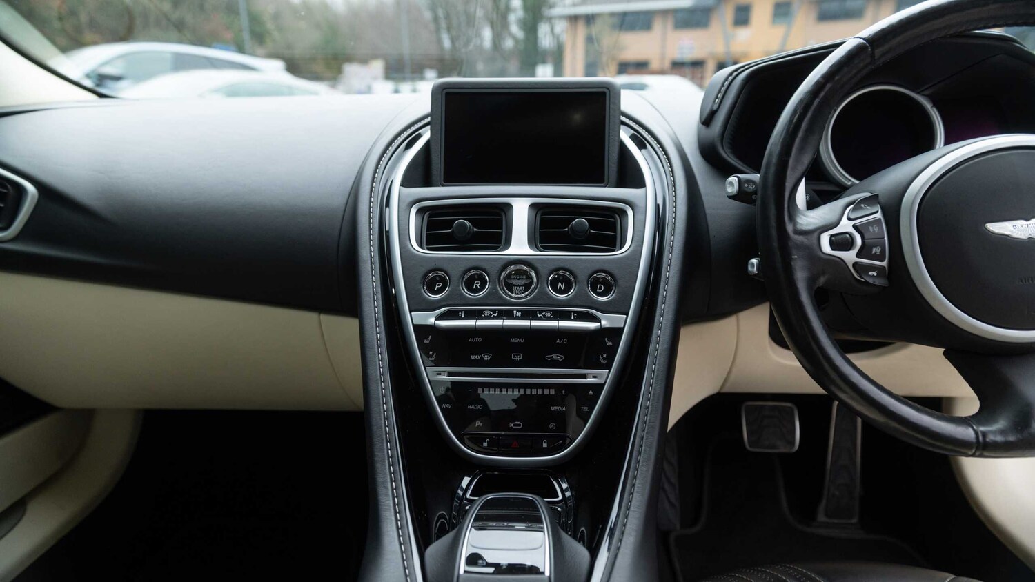 Used Aston Martin DB11 2019 for sale - 77886183: Photo 34