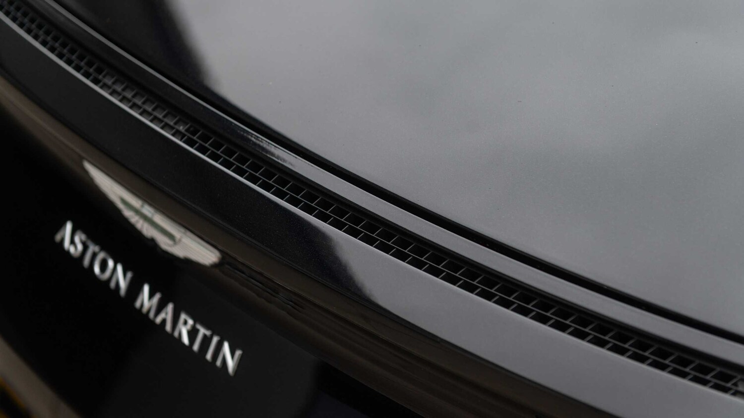 Used Aston Martin DB11 2019 for sale - 77886183: Photo 8