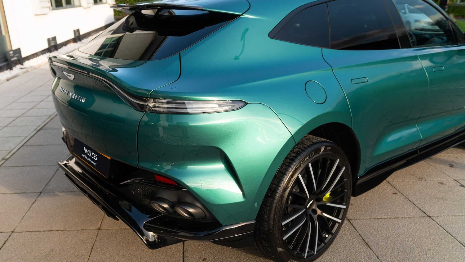 Used Aston Martin DBX 2025 for sale - 77018807: Photo 26