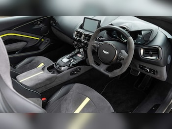 Used Aston Martin Vantage 2021 for sale - 75452683: Photo