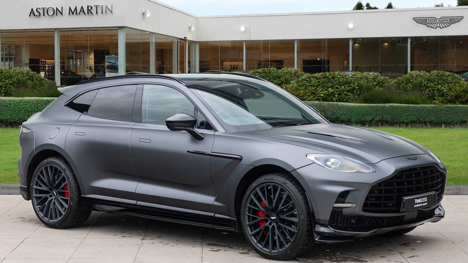 Used Aston Martin DBX 2023 for sale - 76170021: Photo 1