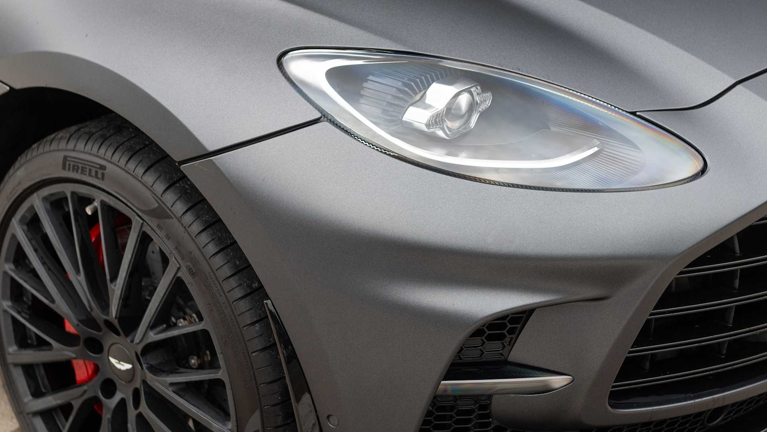 Used Aston Martin DBX 2023 for sale - 76170021: Photo 22