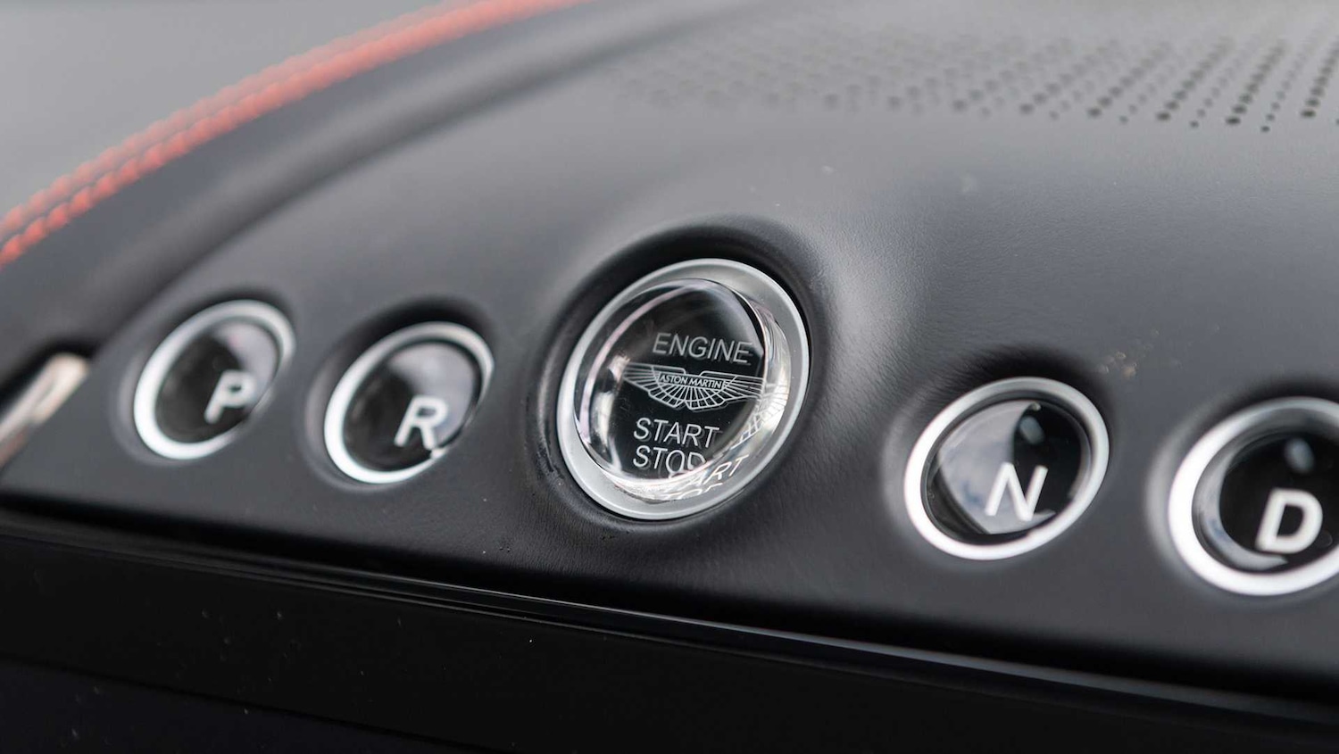 Used Aston Martin DBX 2023 for sale - 76170021: Photo 35