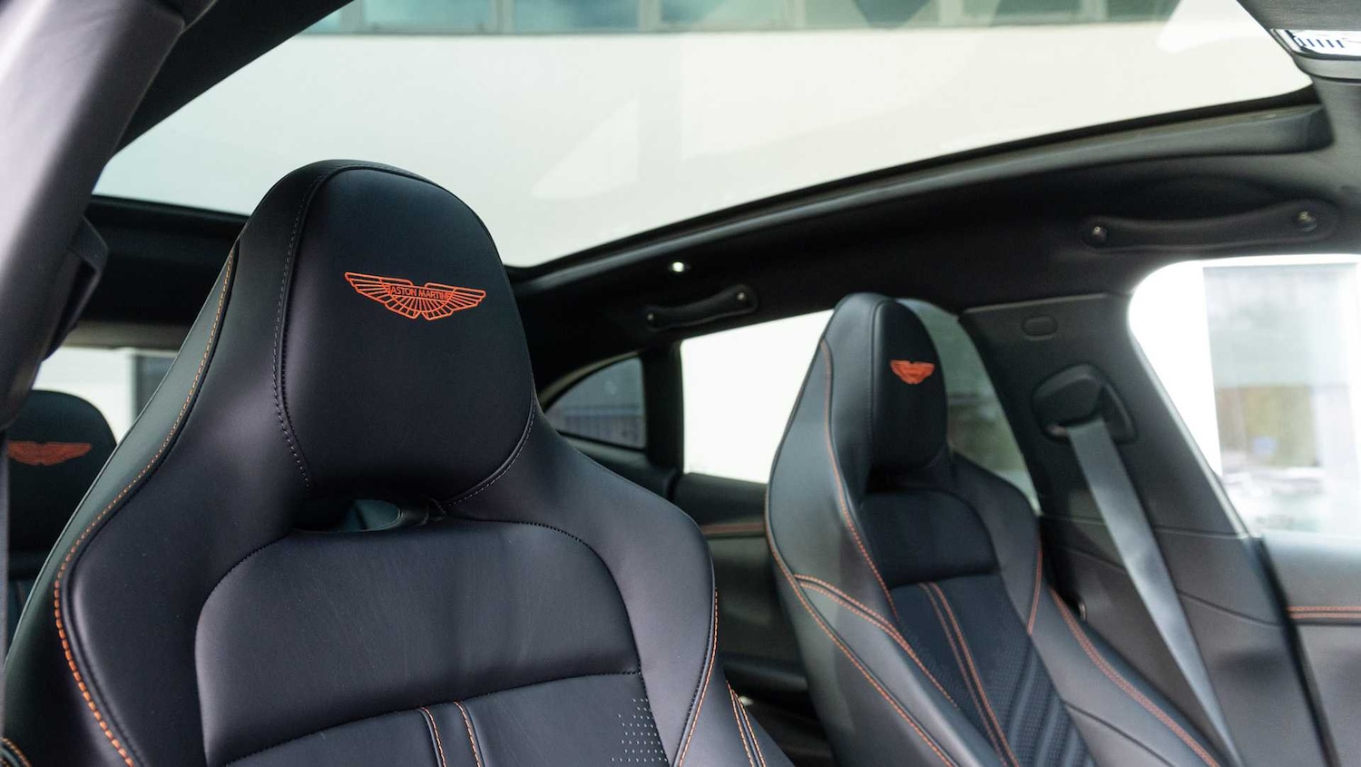 Used Aston Martin DBX 2024 for sale - 76916181: Photo 32