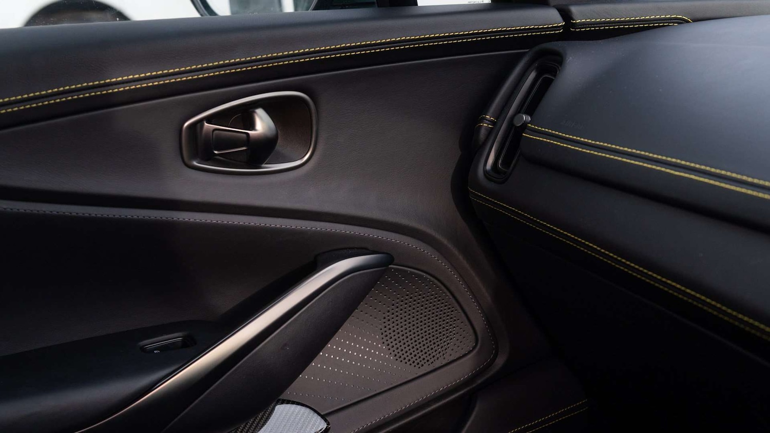 Used Aston Martin DBX 2024 for sale - 77239896: Photo 21