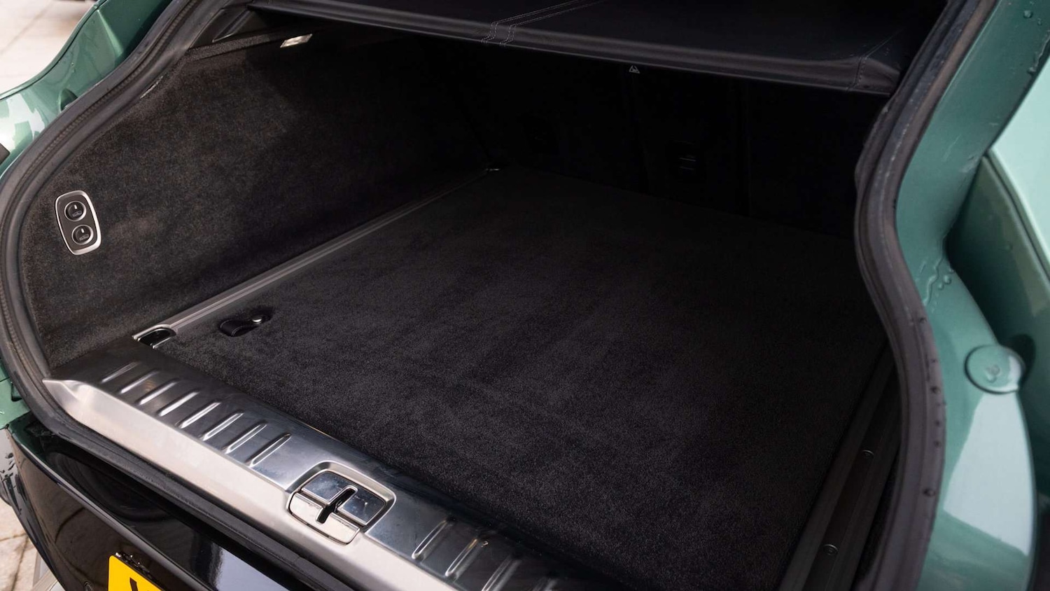 Used Aston Martin DBX 2024 for sale - 77239896: Photo 31