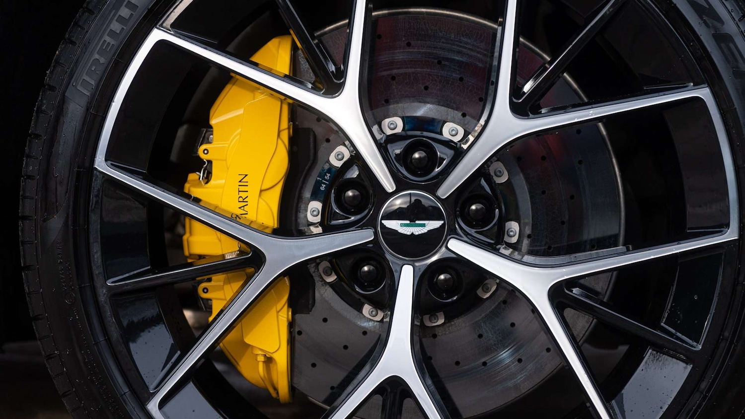 Used Aston Martin DBX 2024 for sale - 77239896: Photo 4