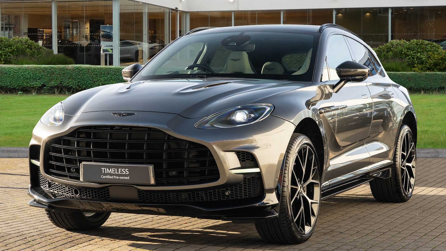 Used Aston Martin DBX 2024 for sale - 77232982: Photo 15