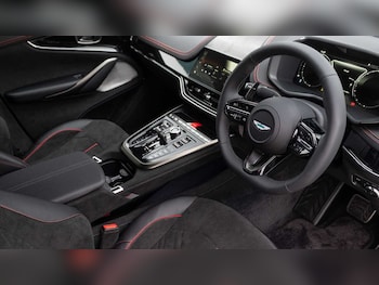 Used Aston Martin DBX 2026 for sale - 79376768: Photo