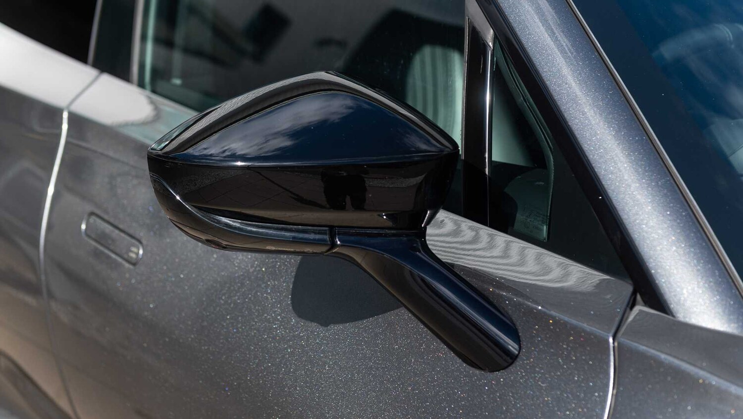 Used Aston Martin DBX 2021 for sale - 78149178: Photo 14