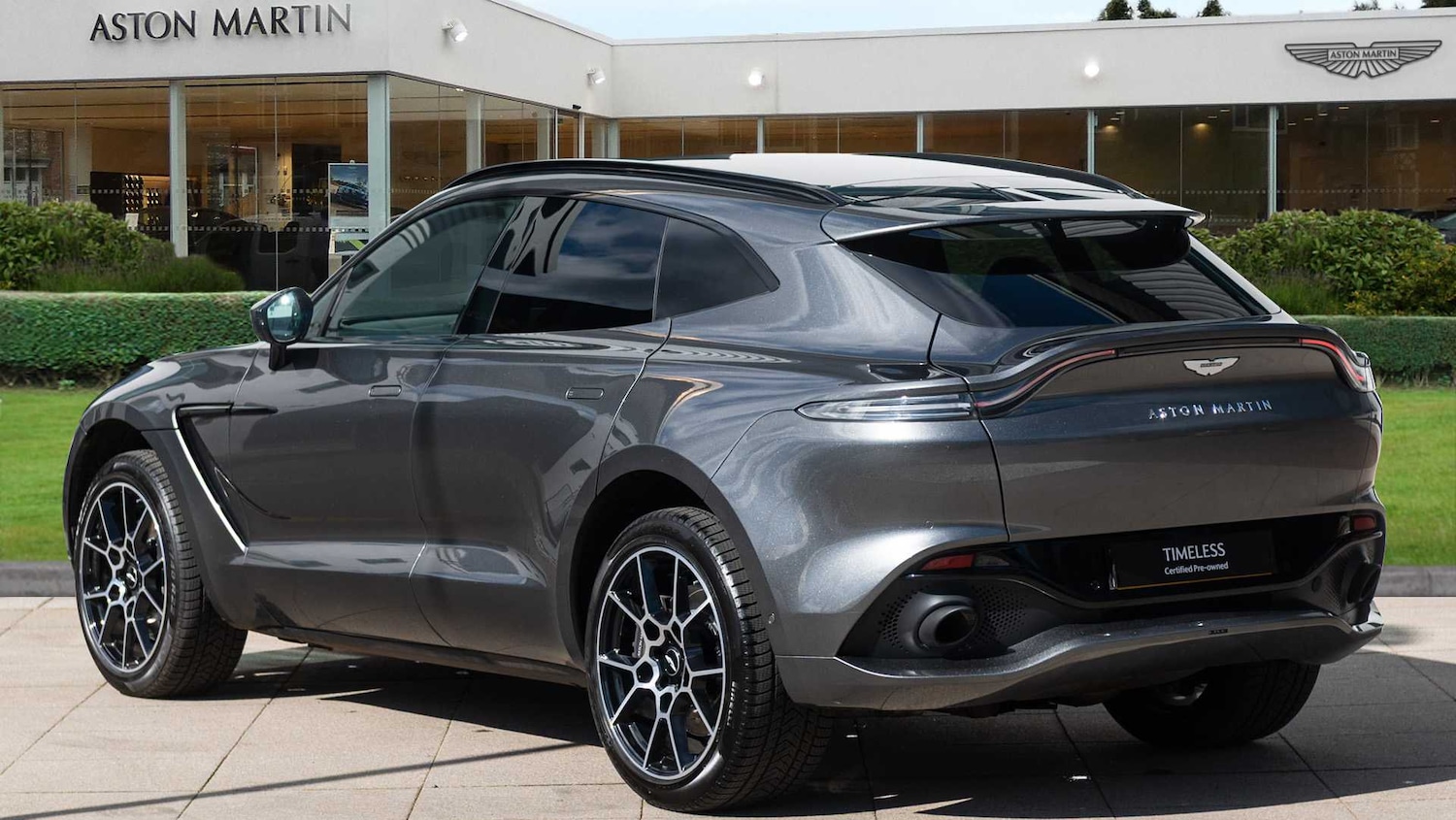 Used Aston Martin DBX 2021 for sale - 78149178: Photo 2