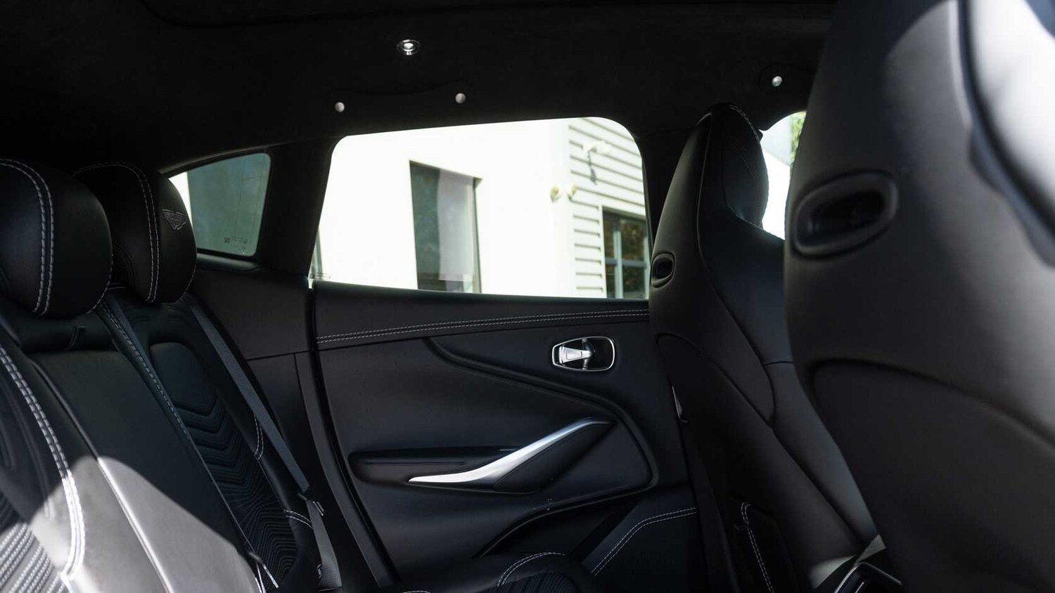 Used Aston Martin DBX 2021 for sale - 78149178: Photo 23