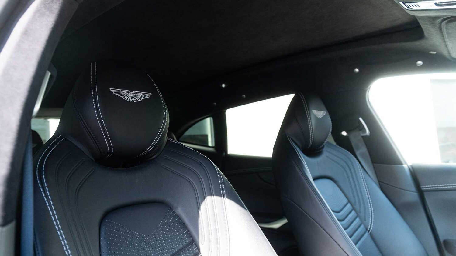Used Aston Martin DBX 2021 for sale - 78149178: Photo 31