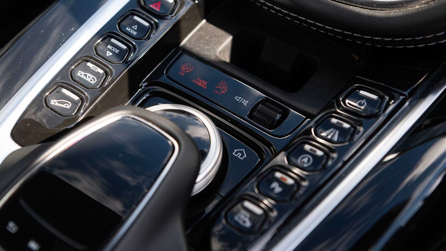 Used Aston Martin DBX 2021 for sale - 78149178: Photo 35