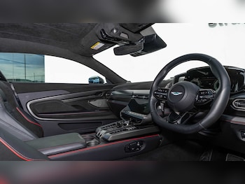 Used Aston Martin Vanquish 2025 for sale - 79002357: Photo