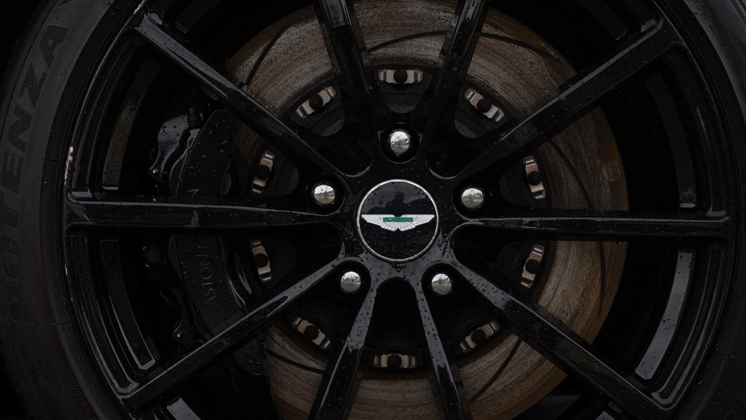 Used Aston Martin DB11 2019 for sale - 76575879: Photo 18