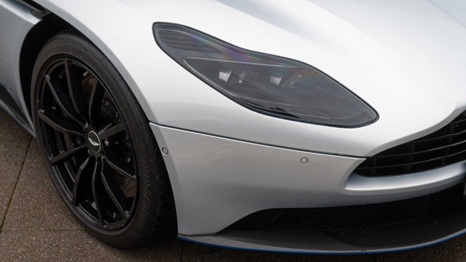 Used Aston Martin DB11 2019 for sale - 76575879: Photo 22