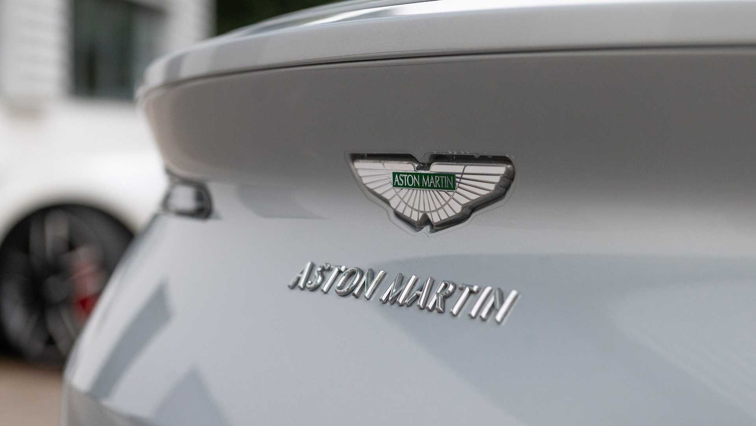 Used Aston Martin DB11 2019 for sale - 76575879: Photo 8