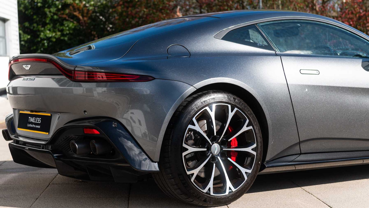 Used Aston Martin Vantage 2018 for sale - 78149143: Photo 19