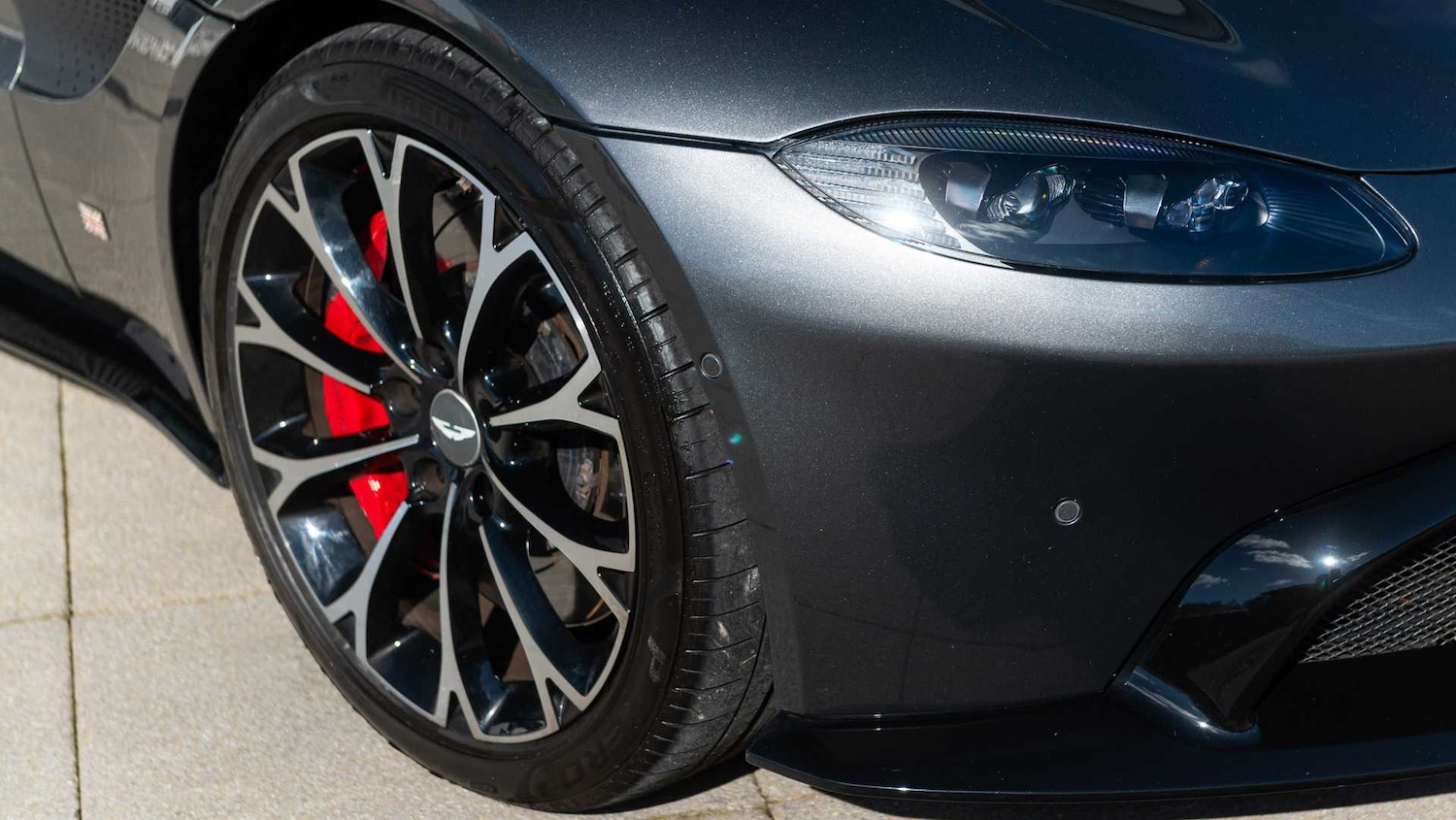 Used Aston Martin Vantage 2018 for sale - 78149143: Photo 9