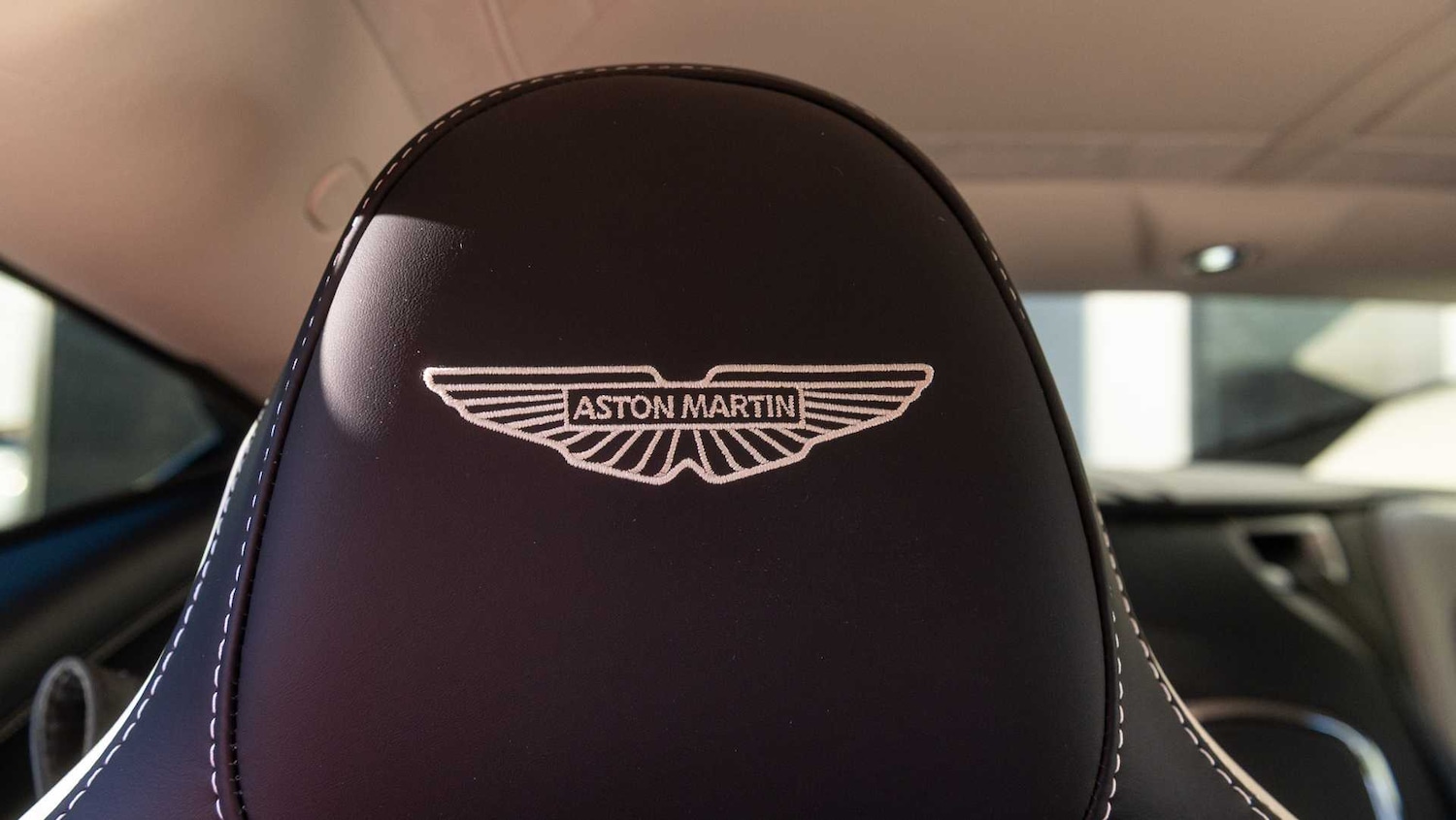 Used Aston Martin V8 2024 for sale - 76668962: Photo 31
