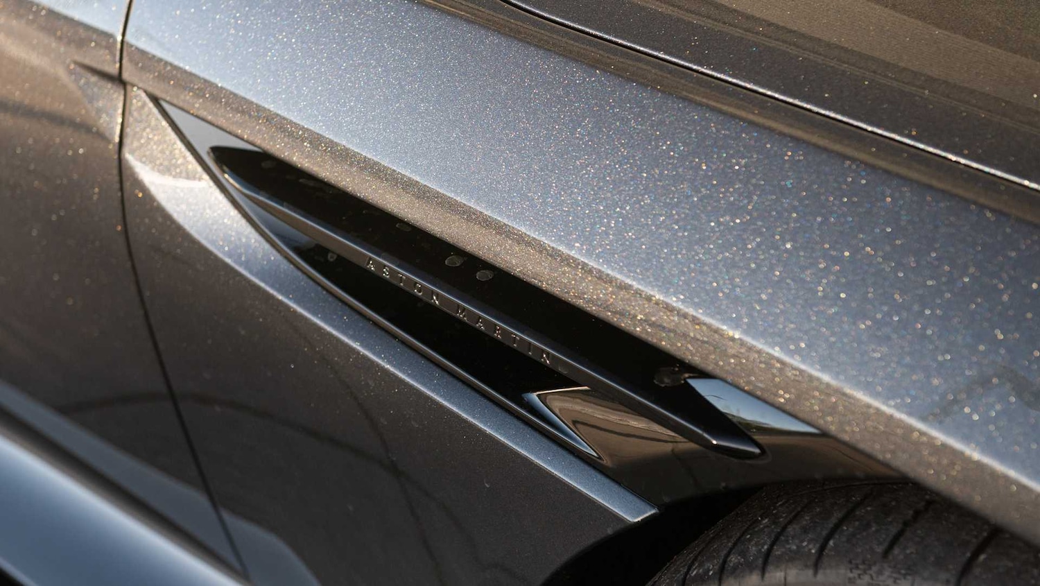 Used Aston Martin V8 2024 for sale - 76668962: Photo 9