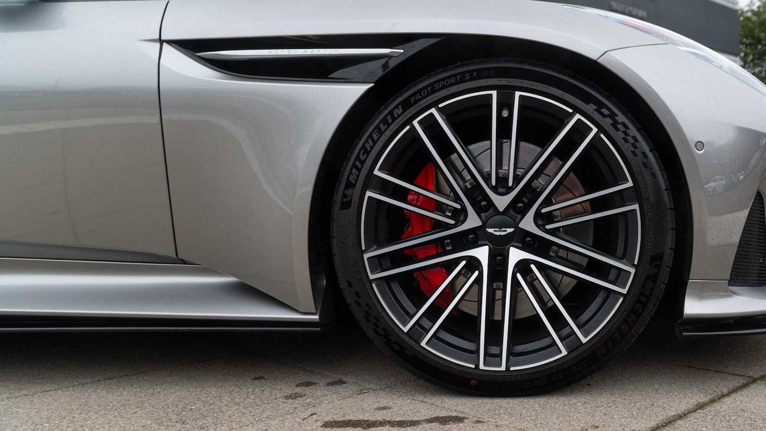 Used Aston Martin V8 2024 for sale - 77886082: Photo 4