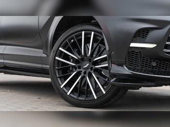 Used Aston Martin DBX 2024 for sale - 79002274: Photo
