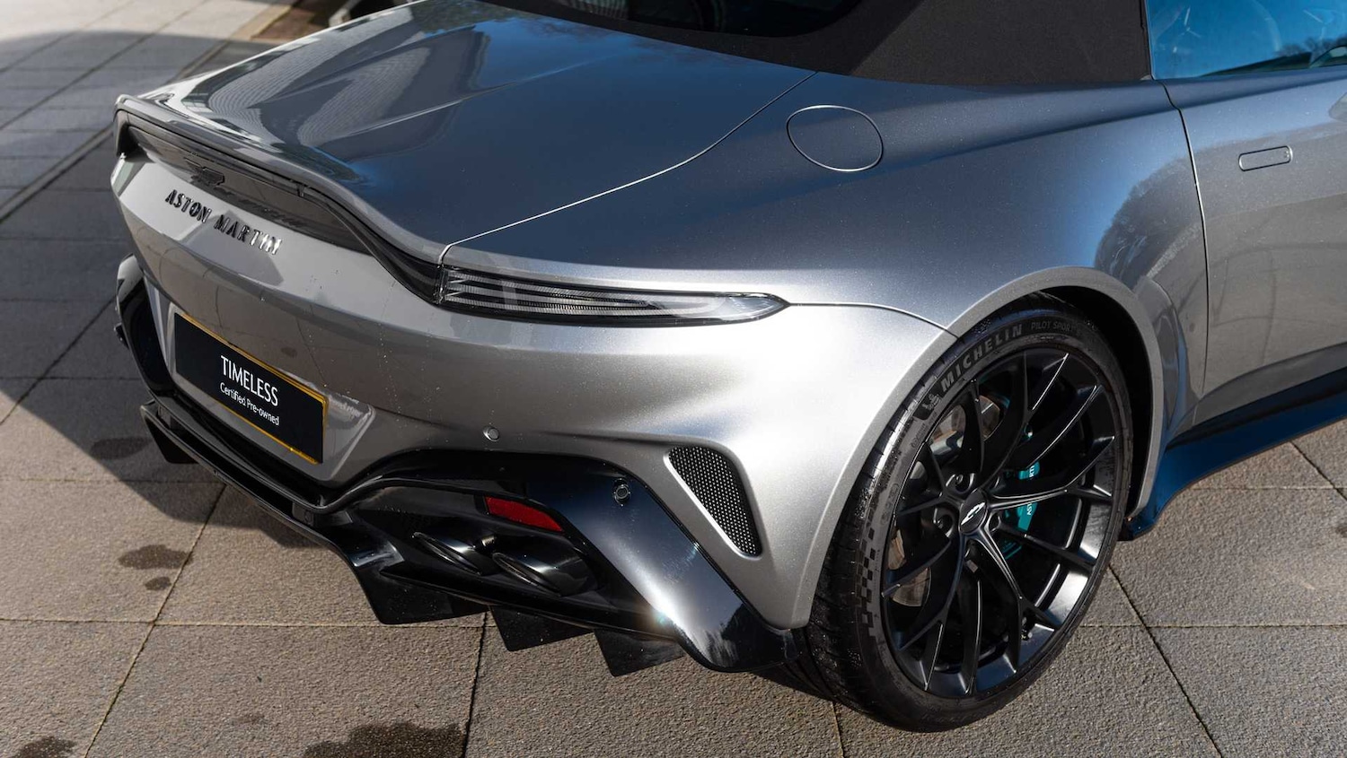 Used Aston Martin Vantage for sale - 77018850: Photo 28