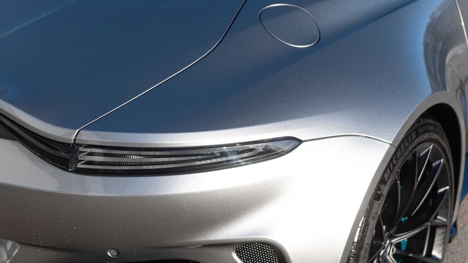 Used Aston Martin Vantage for sale - 77018850: Photo 29