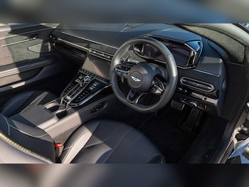 Used Aston Martin Vantage 2025 for sale - 77018850: Photo