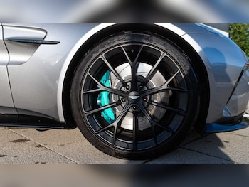 Used Aston Martin Vantage 2025 for sale - 77018850: Photo