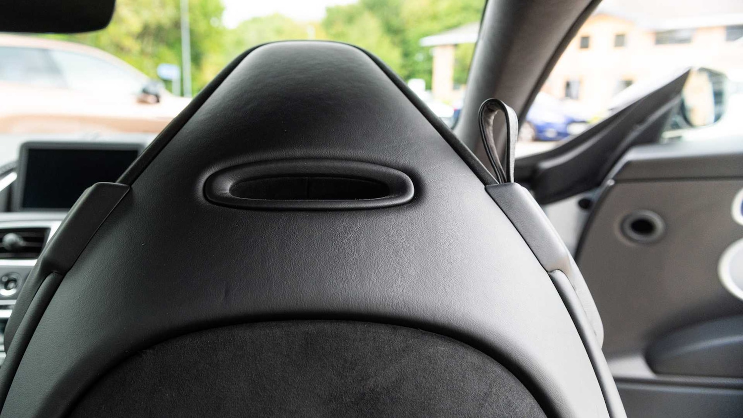 Used Aston Martin DB11 2020 for sale - 76475810: Photo 29