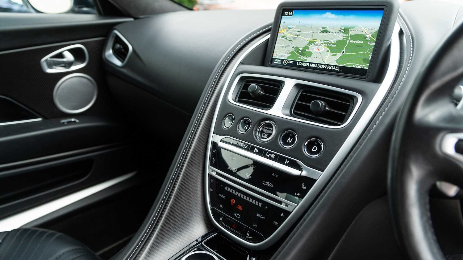 Used Aston Martin DB11 2020 for sale - 76475810: Photo 30