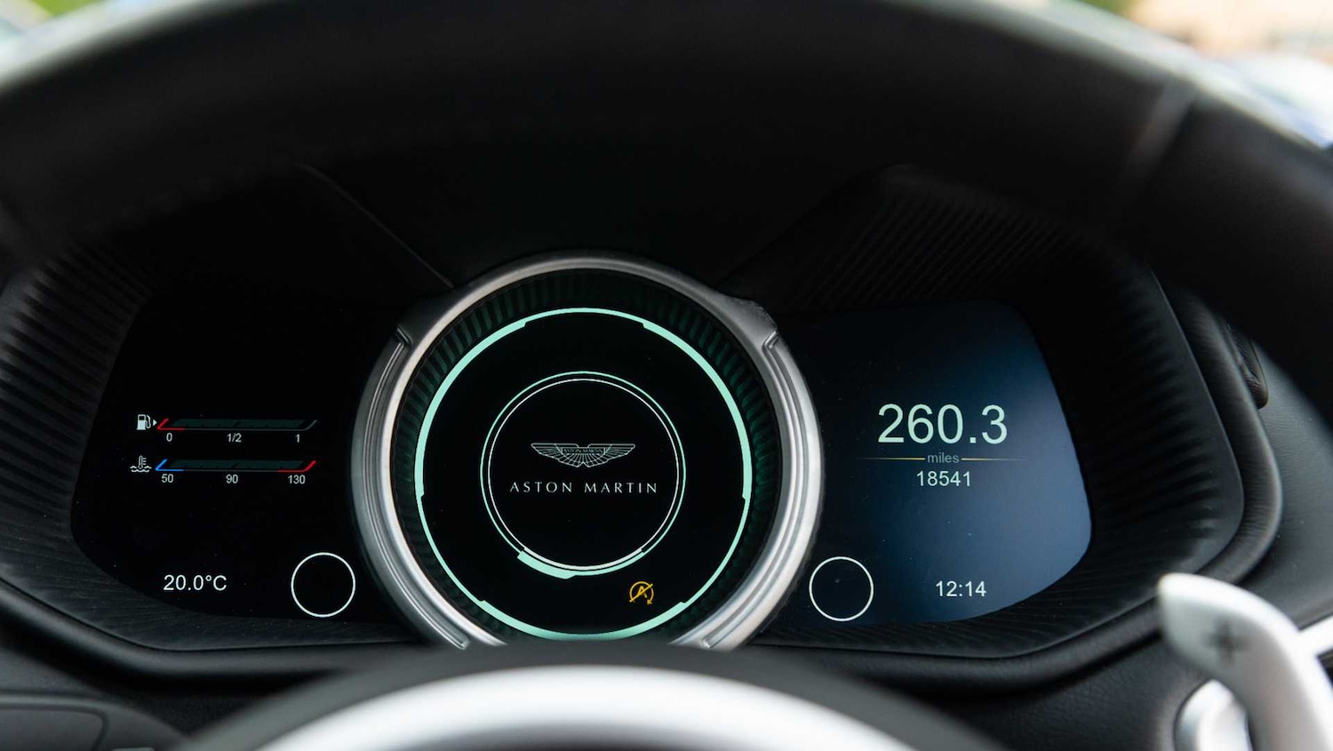 Used Aston Martin DB11 2020 for sale - 76475810: Photo 6