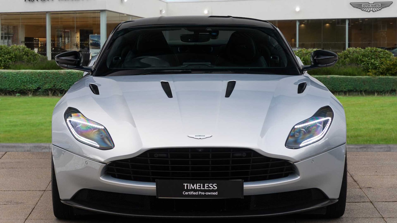 Used Aston Martin DB11 2020 for sale - 76475810: Photo 7