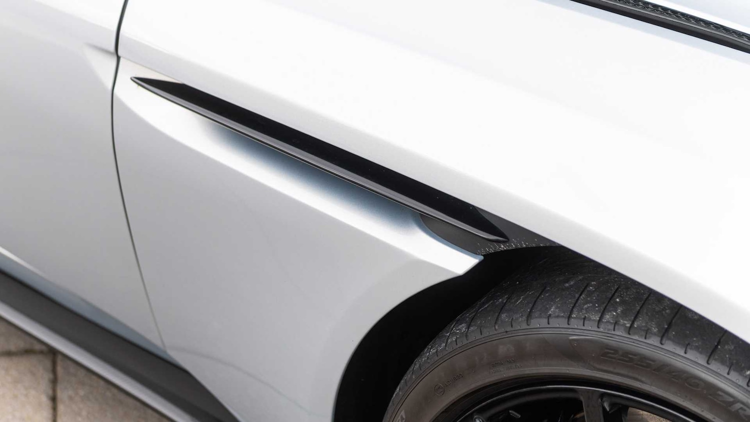 Used Aston Martin DB11 2020 for sale - 76475810: Photo 9