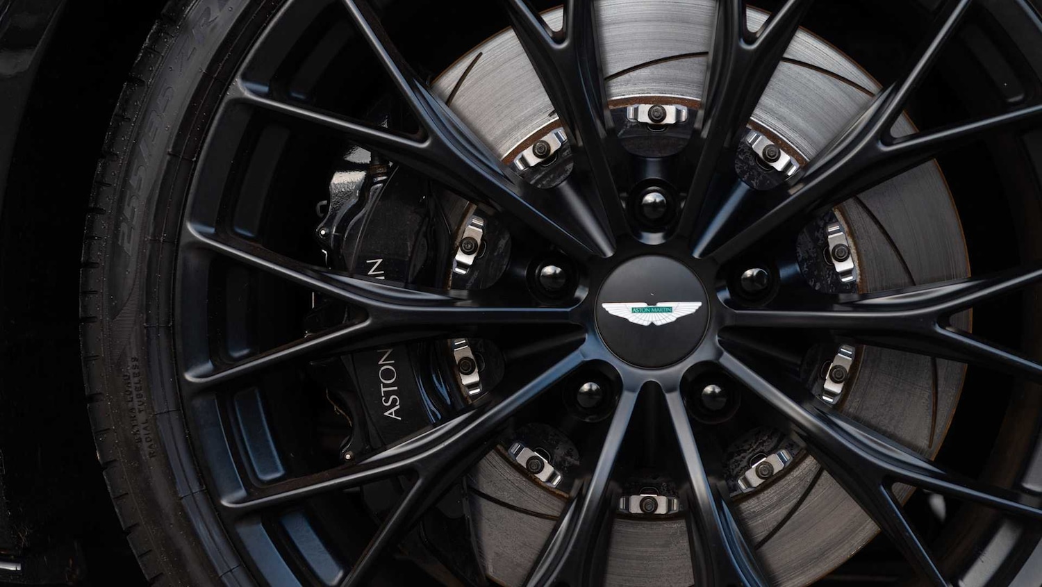 Used Aston Martin DB11 for sale - 76916073: Photo 18