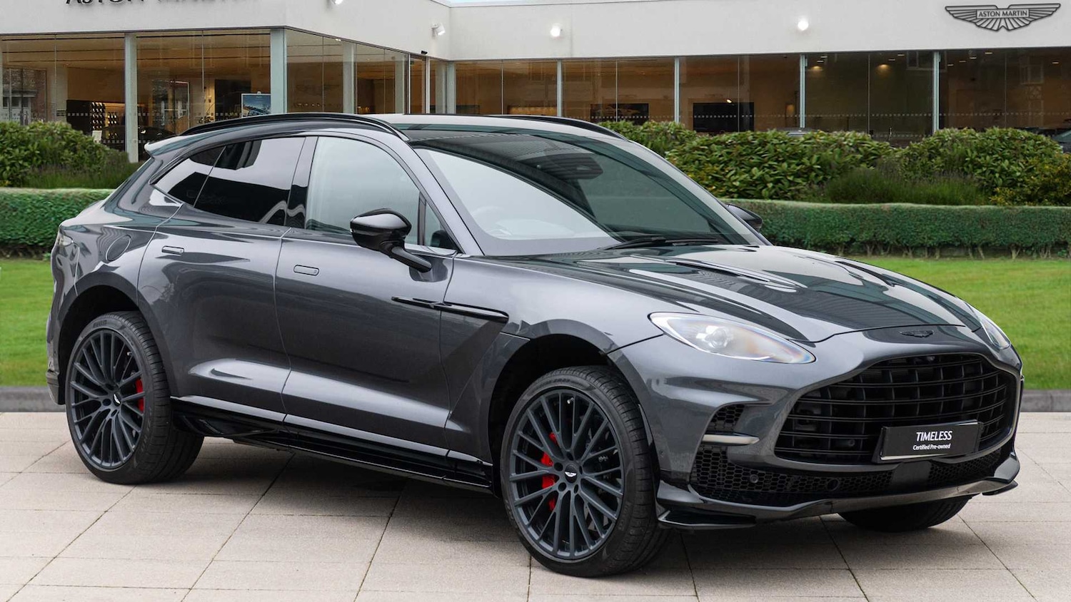 Used Aston Martin DBX for sale - 76170124: Photo 1