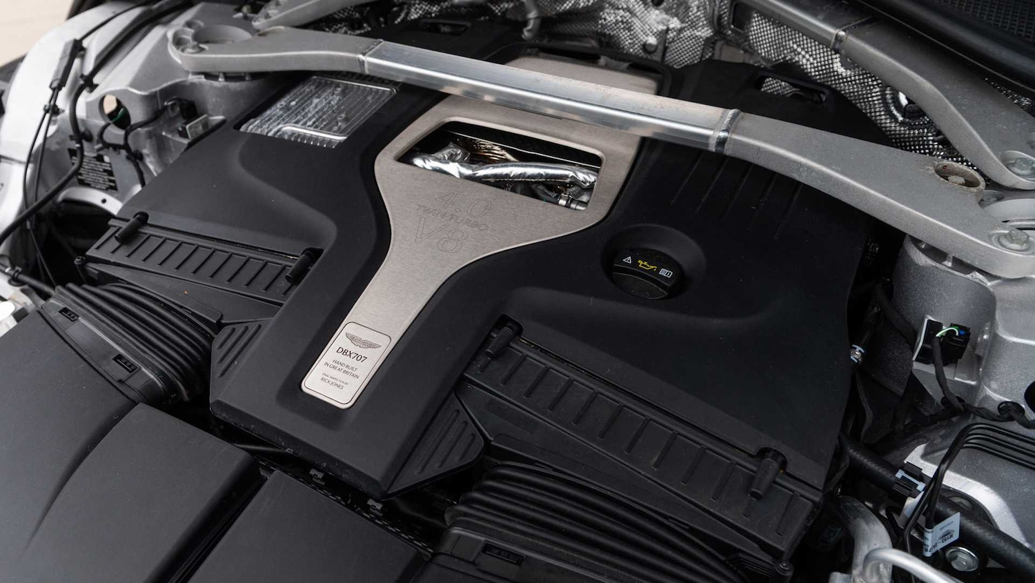 Used Aston Martin DBX for sale - 76170124: Photo 13