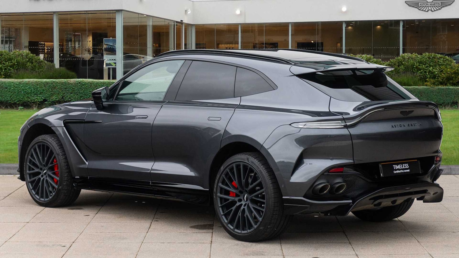 Used Aston Martin DBX for sale - 76170124: Photo 2