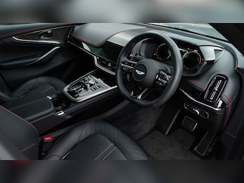 Used Aston Martin DBX 2025 for sale - 76170124: Photo