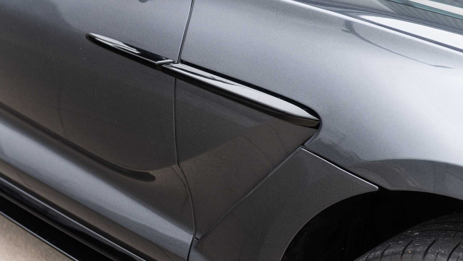 Used Aston Martin DBX for sale - 76170124: Photo 9