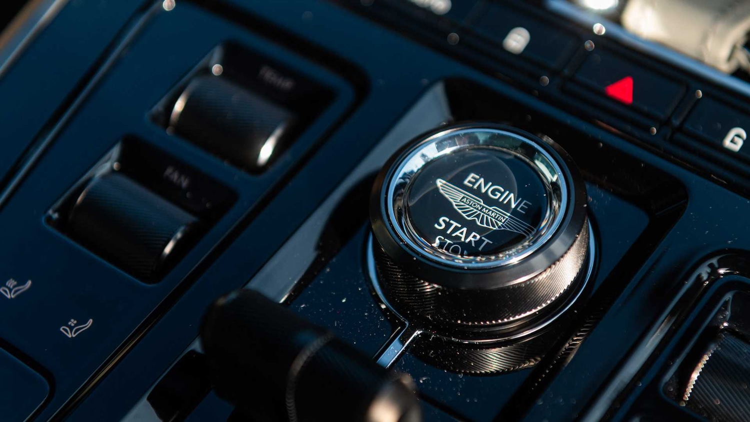 Used Aston Martin DBX 2025 for sale - 77389898: Photo 35