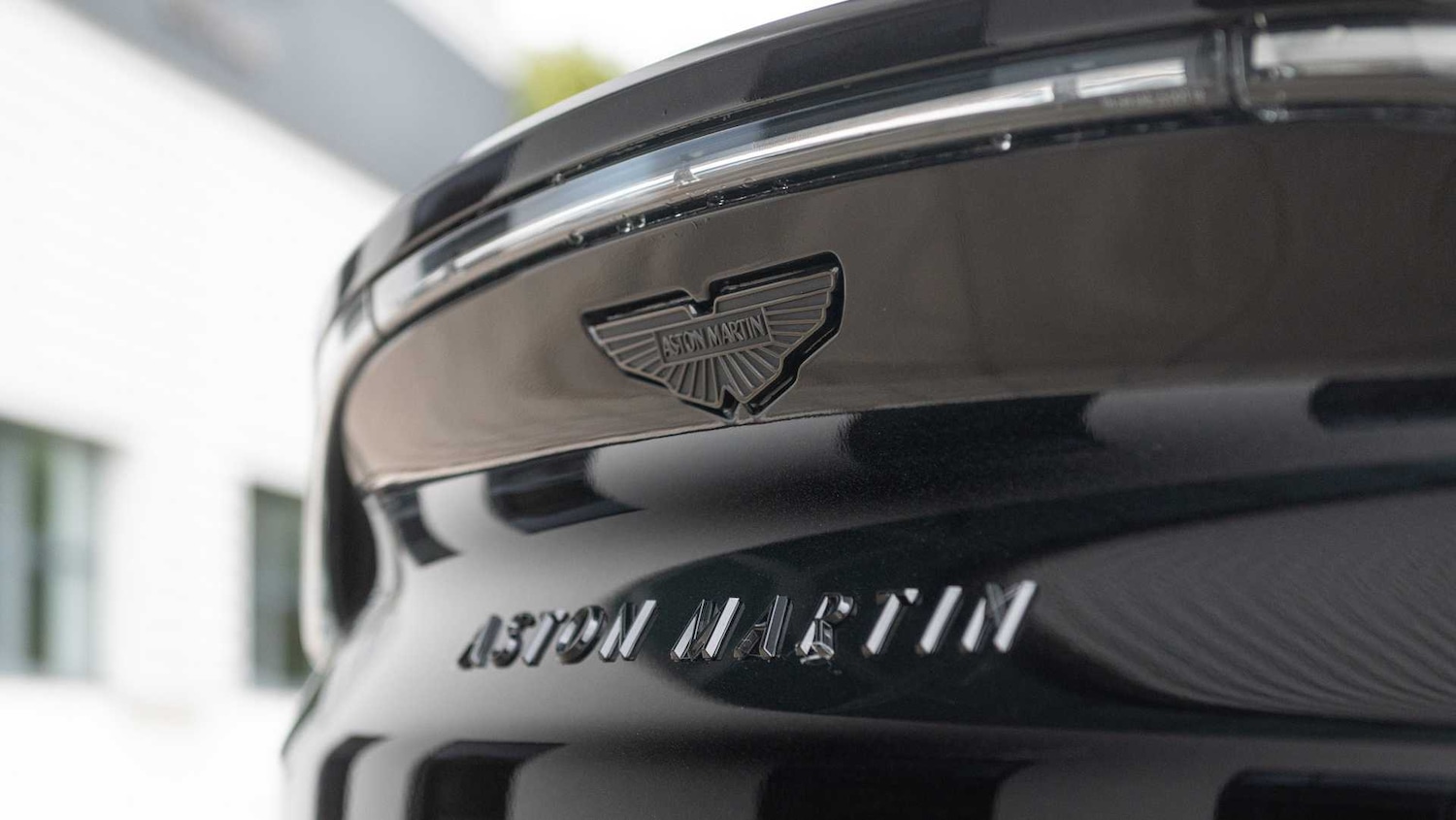 Used Aston Martin DBX for sale - 76692147: Photo 8